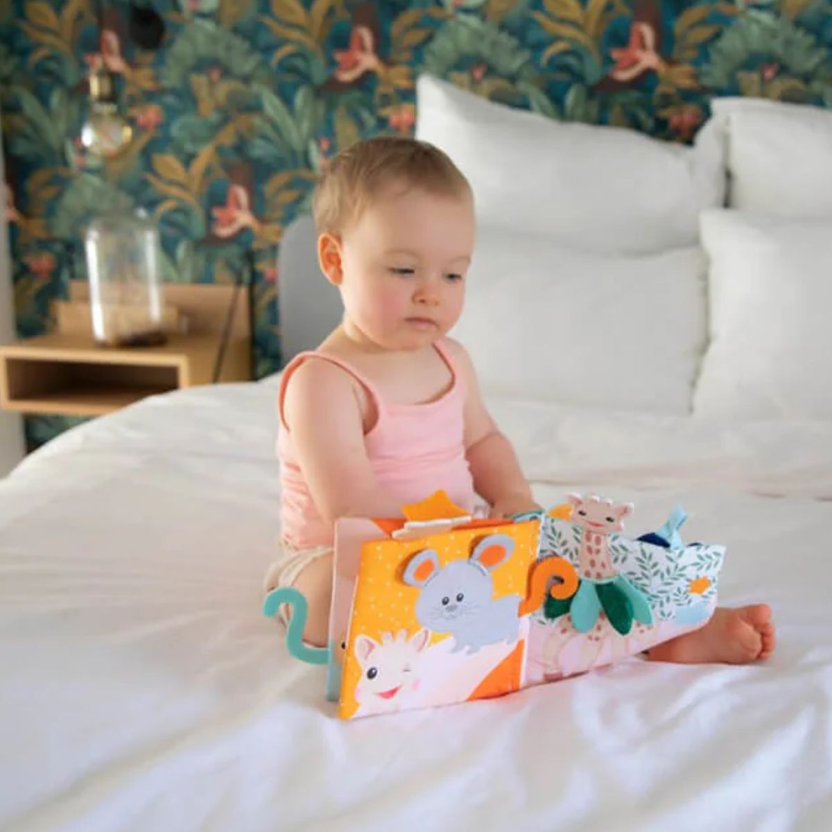Sophie La Girafe Discovery Book - Encourages Exploration and Learning